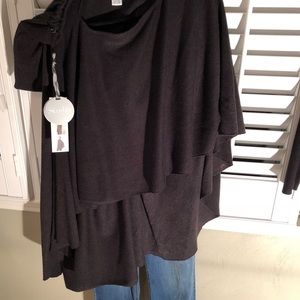 CITY WRAP versatile warmer. So many ways to wear!